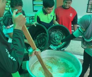 800-BEKAS-BUBUR-LAMBUK-DIKONGSI-BERSAMA-WARGA-CSSB-DAN-SMK-PULAU-INDAH-2-300x300